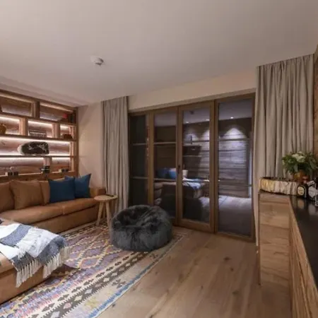 Chalet With Pool, Sauna And Elevator باد هينديلانغ