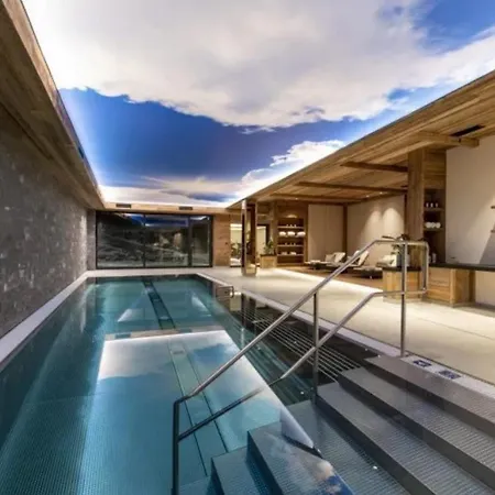 Chalet With Pool, Sauna And Elevator * باد هينديلانغ