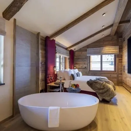Chalet With Pool, Sauna And Elevator باد هينديلانغ