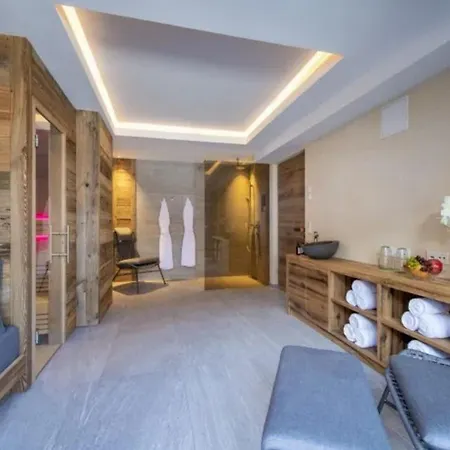 Chalet With Pool, Sauna And Elevator شقة باد هينديلانغ